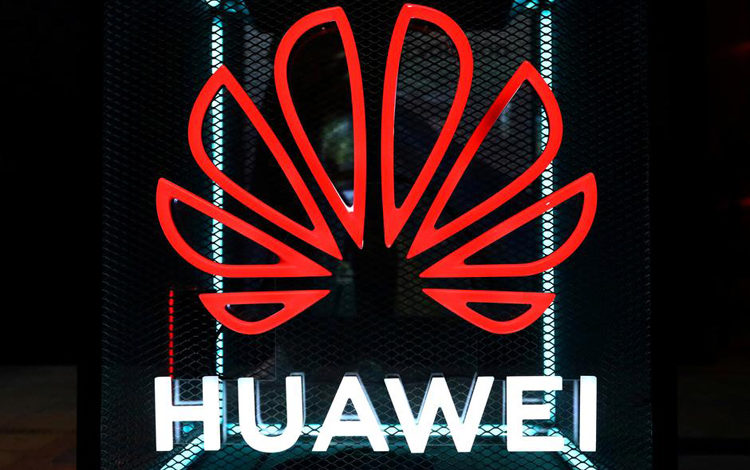 Фото - Huawei хочет использовать в смартфонах полноэкранный сканер отпечатков и подэкранную селфи-камеру