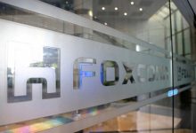 Фото - Foxconn расплачивается за вчерашние беспорядки на заводе в Чжэнчжоу — желающим покинуть предприятие достанется по $1400